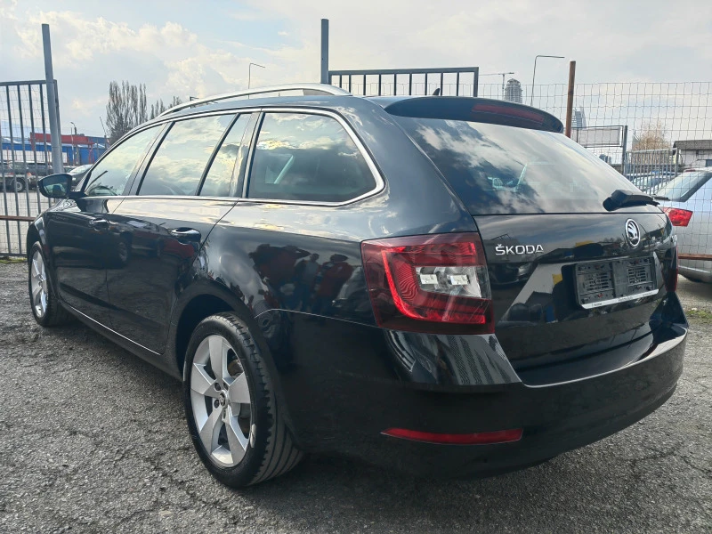 Skoda Octavia 1.4 G-TEC NAVI, снимка 6 - Автомобили и джипове - 44667782