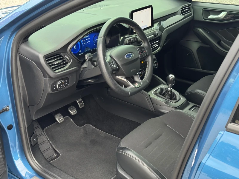 Ford Focus 2.0 190к.с * ST-Line* * Performance* * B&O * Pano*, снимка 9 - Автомобили и джипове - 47551989