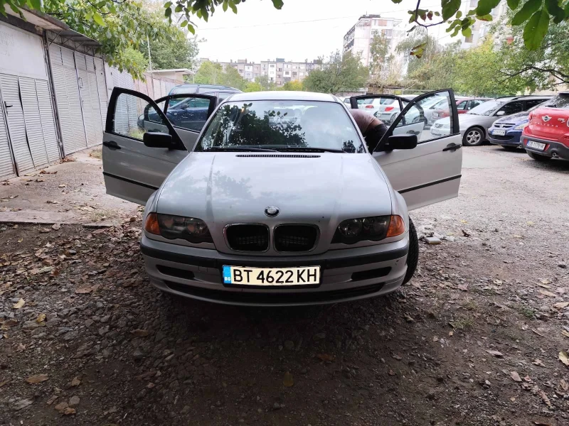 BMW 318 И, снимка 3 - Автомобили и джипове - 48653217