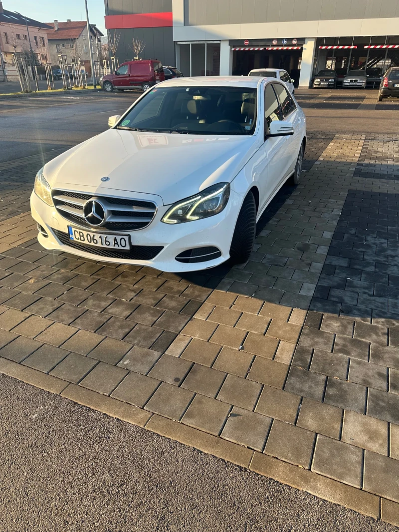 Mercedes-Benz E 220 Седан, 9G tonic, снимка 1 - Автомобили и джипове - 48123490