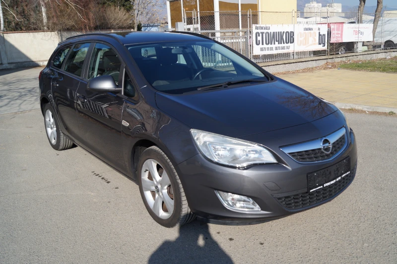 Opel Astra 1.4i ГАЗ, снимка 3 - Автомобили и джипове - 48916416