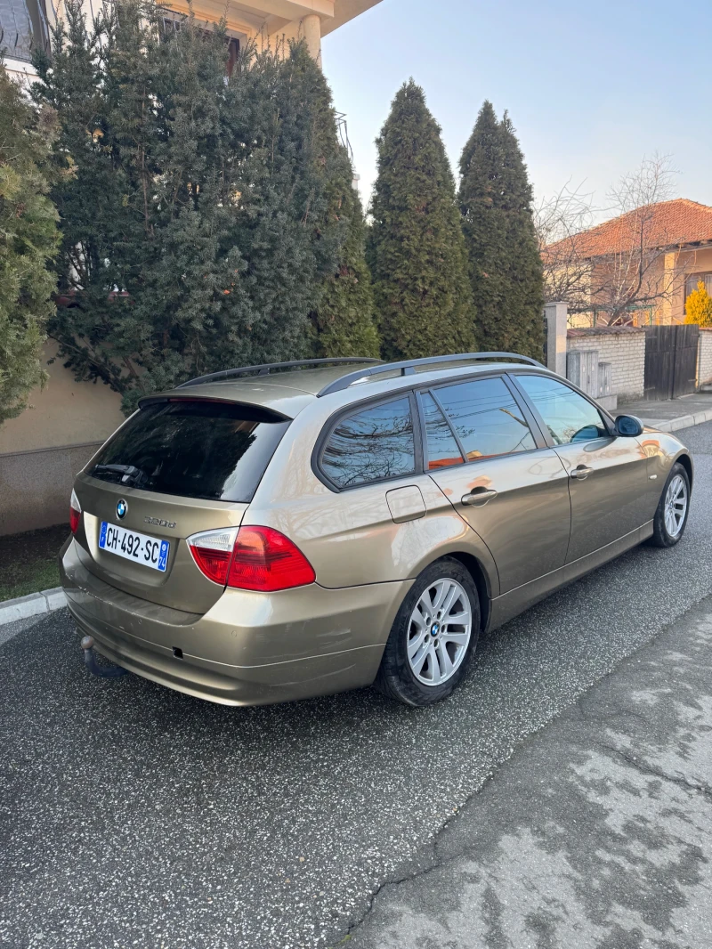 BMW 320, снимка 6 - Автомобили и джипове - 49273570