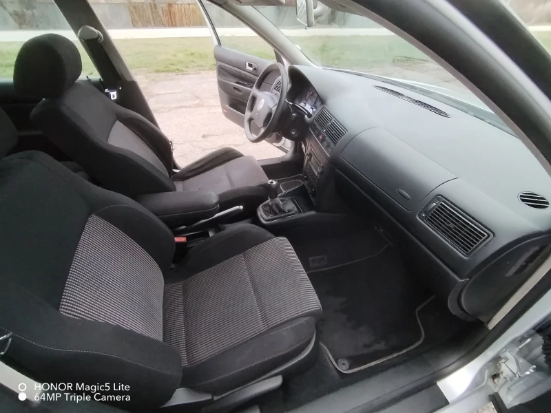 VW Golf Метан 2.0 116 кс. , снимка 8 - Автомобили и джипове - 49532616