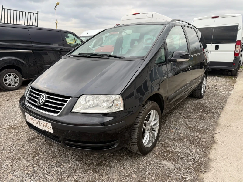 VW Sharan 1.8 T, снимка 1 - Автомобили и джипове - 49548551