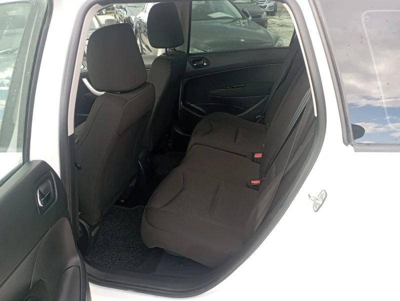 Peugeot 308 1.6HDI, Италия , снимка 9 - Автомобили и джипове - 52168509