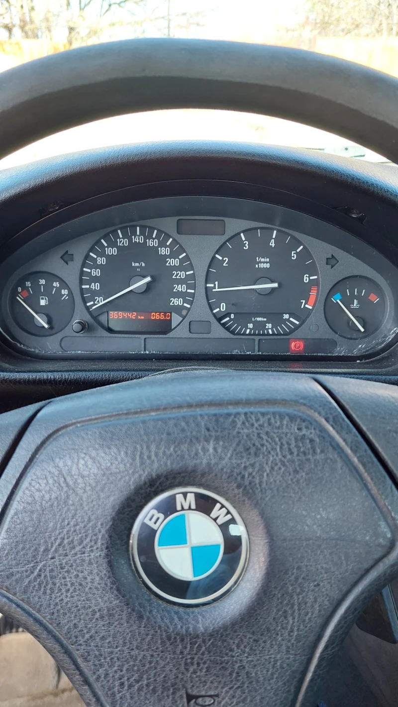 BMW 316, снимка 13 - Автомобили и джипове - 52566225