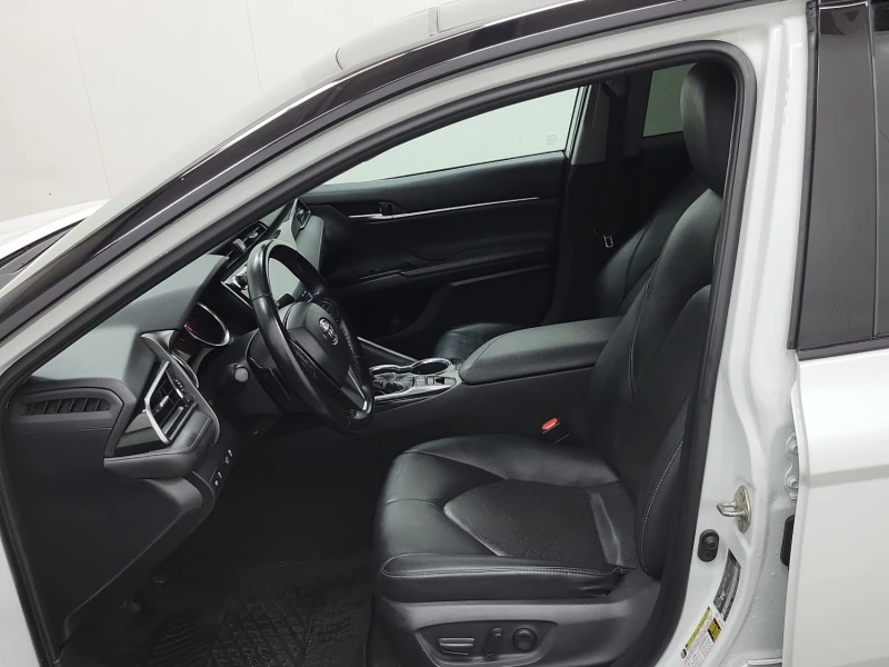 Toyota Camry XSE * * CARFAX * * АВТО КРЕДИТ * * , снимка 8 - Автомобили и джипове - 52774278