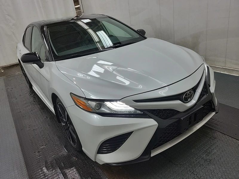 Toyota Camry XSE * * CARFAX * * АВТО КРЕДИТ * * , снимка 3 - Автомобили и джипове - 52774278