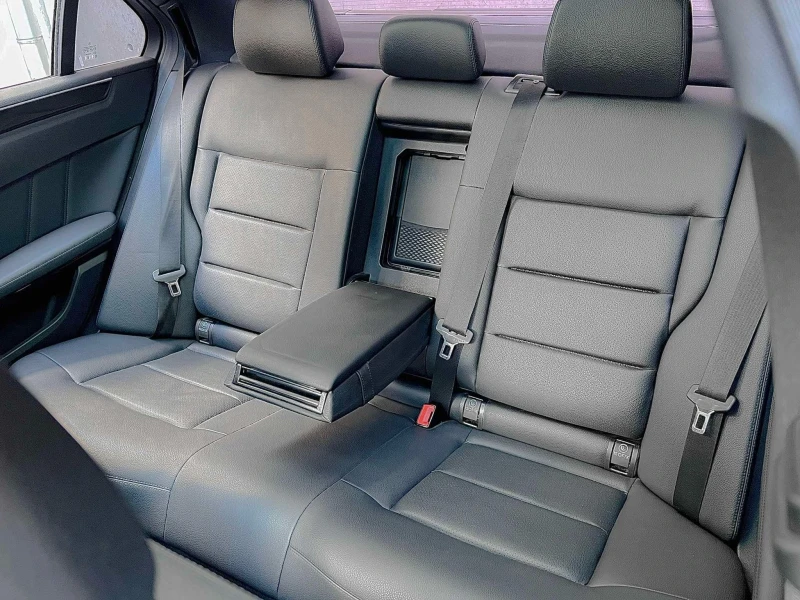 Mercedes-Benz E 350 Е350 306кс, снимка 12 - Автомобили и джипове - 53429276