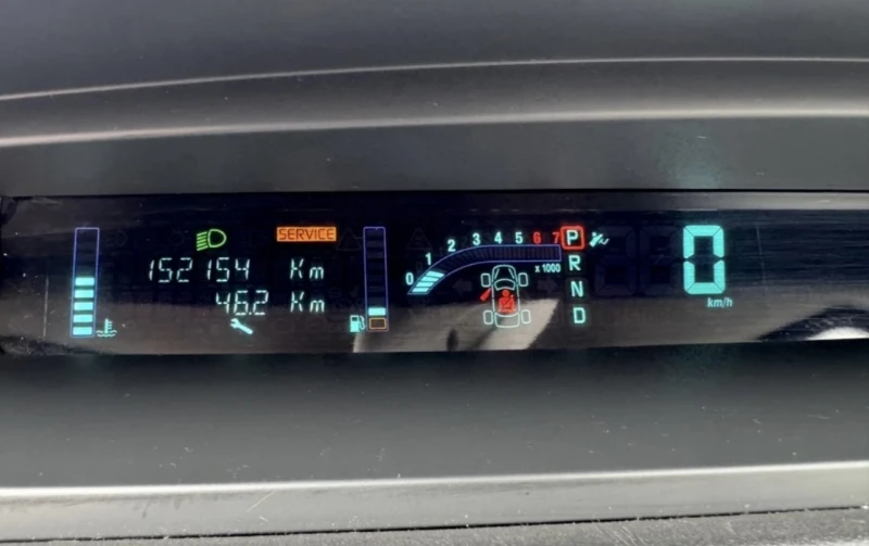 Renault Scenic 1.6i / Автомат, снимка 7 - Автомобили и джипове - 53487671