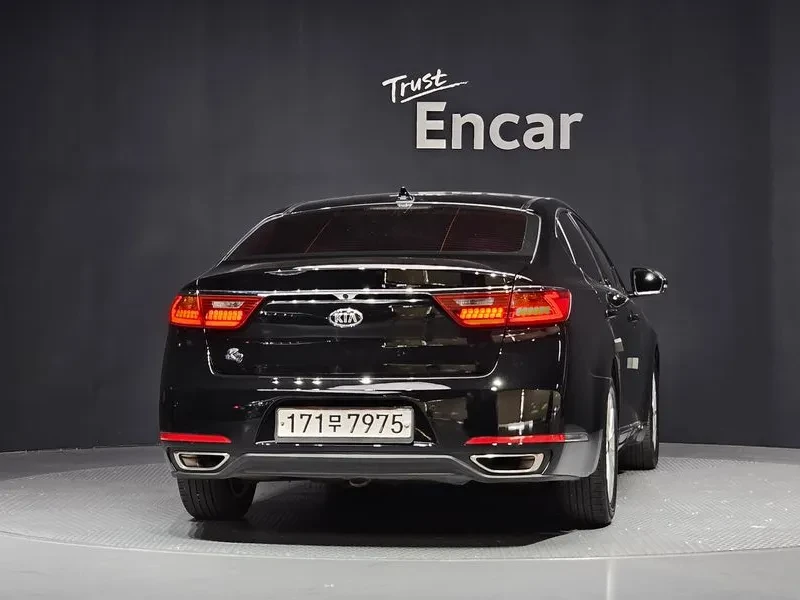 Kia K7 2.4 GDI PRESTIGE, снимка 4 - Автомобили и джипове - 54737679