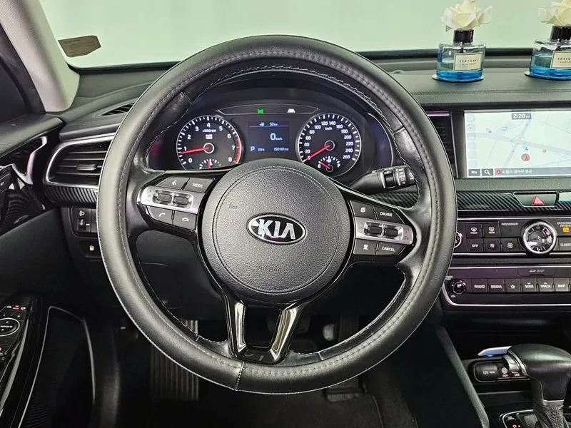 Kia K7 2.4 GDI PRESTIGE, снимка 12 - Автомобили и джипове - 54737679