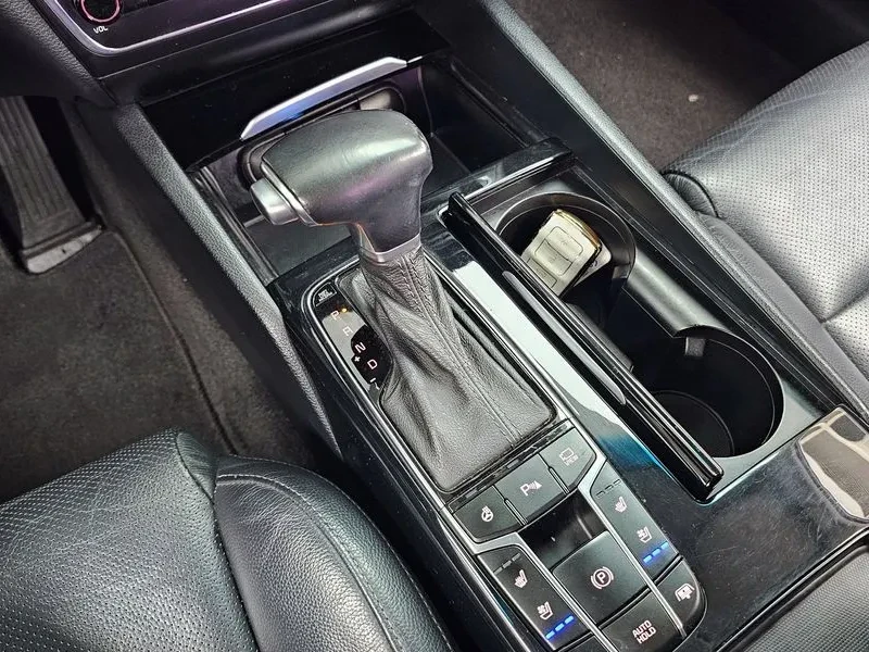 Kia K7 2.4 GDI PRESTIGE, снимка 9 - Автомобили и джипове - 54737679