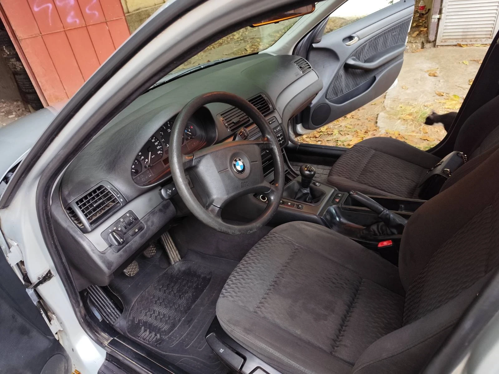 BMW 318 И | Mobile.bg — изображение 1