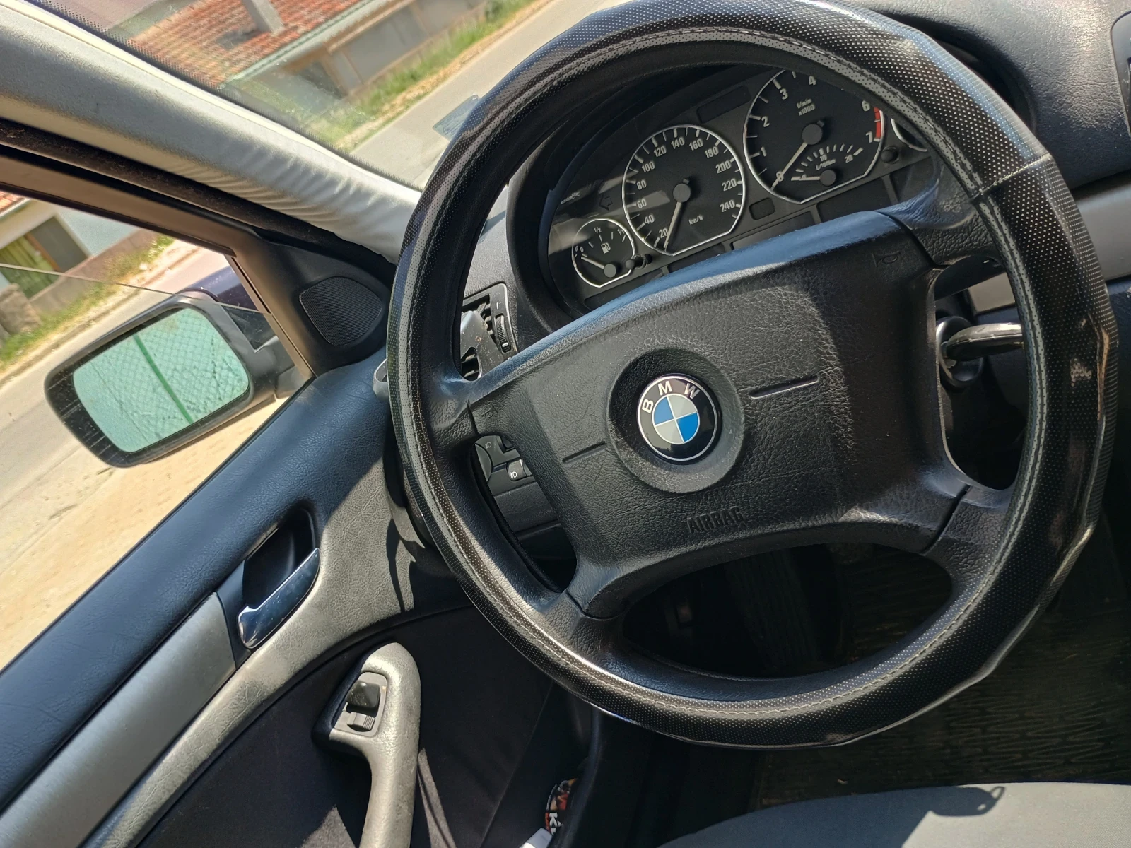 BMW 316  - изображение 7