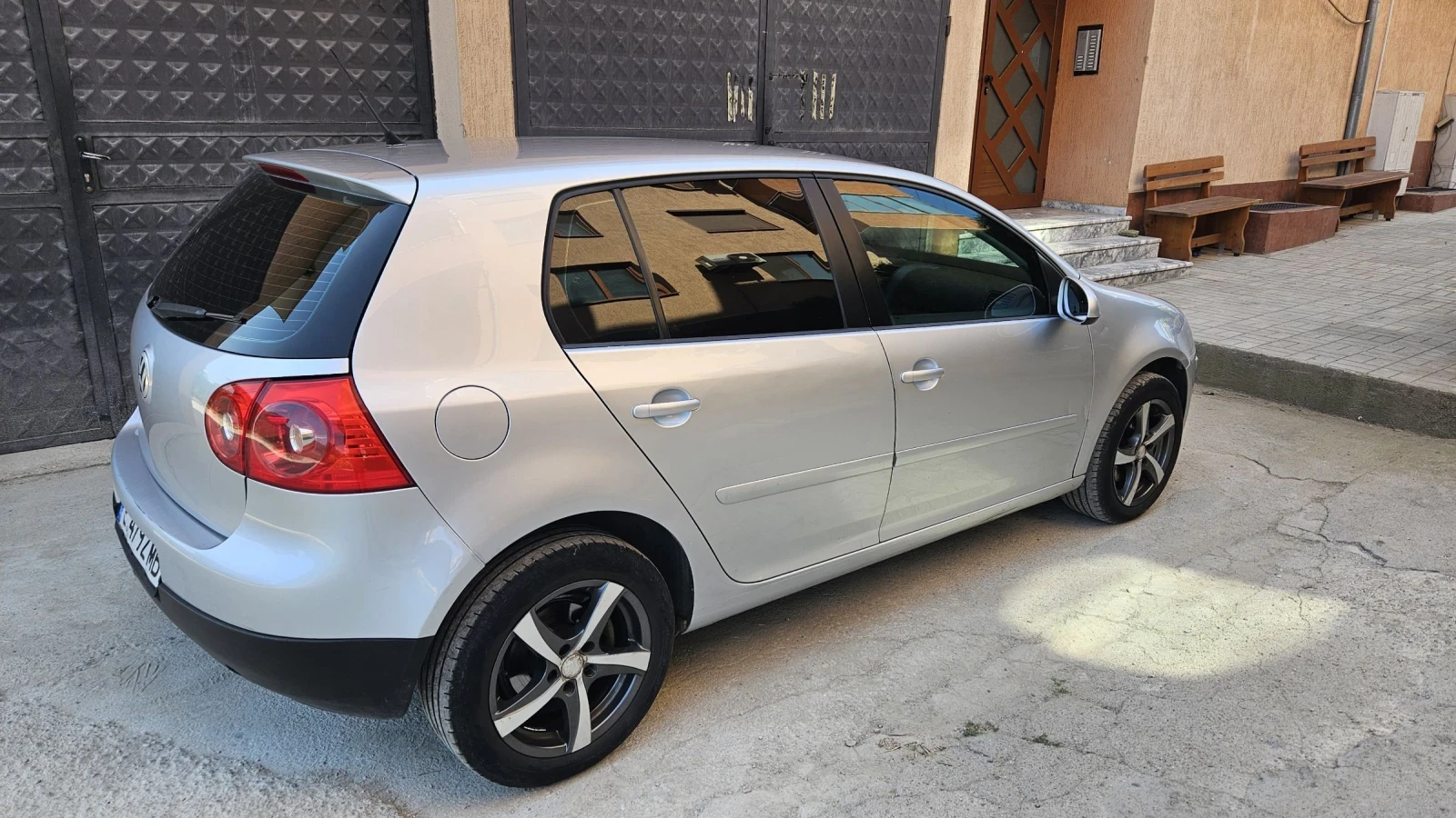 VW Golf 5 - изображение 2