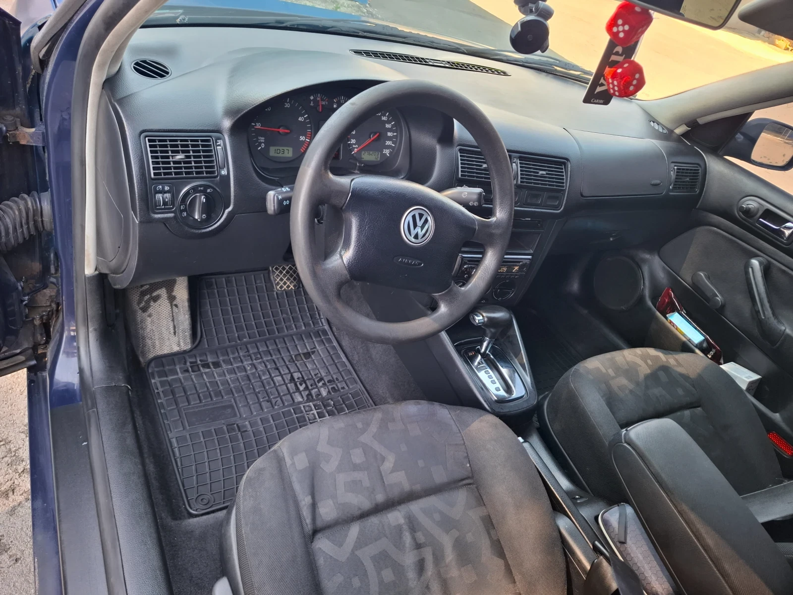 VW Golf  - изображение 10