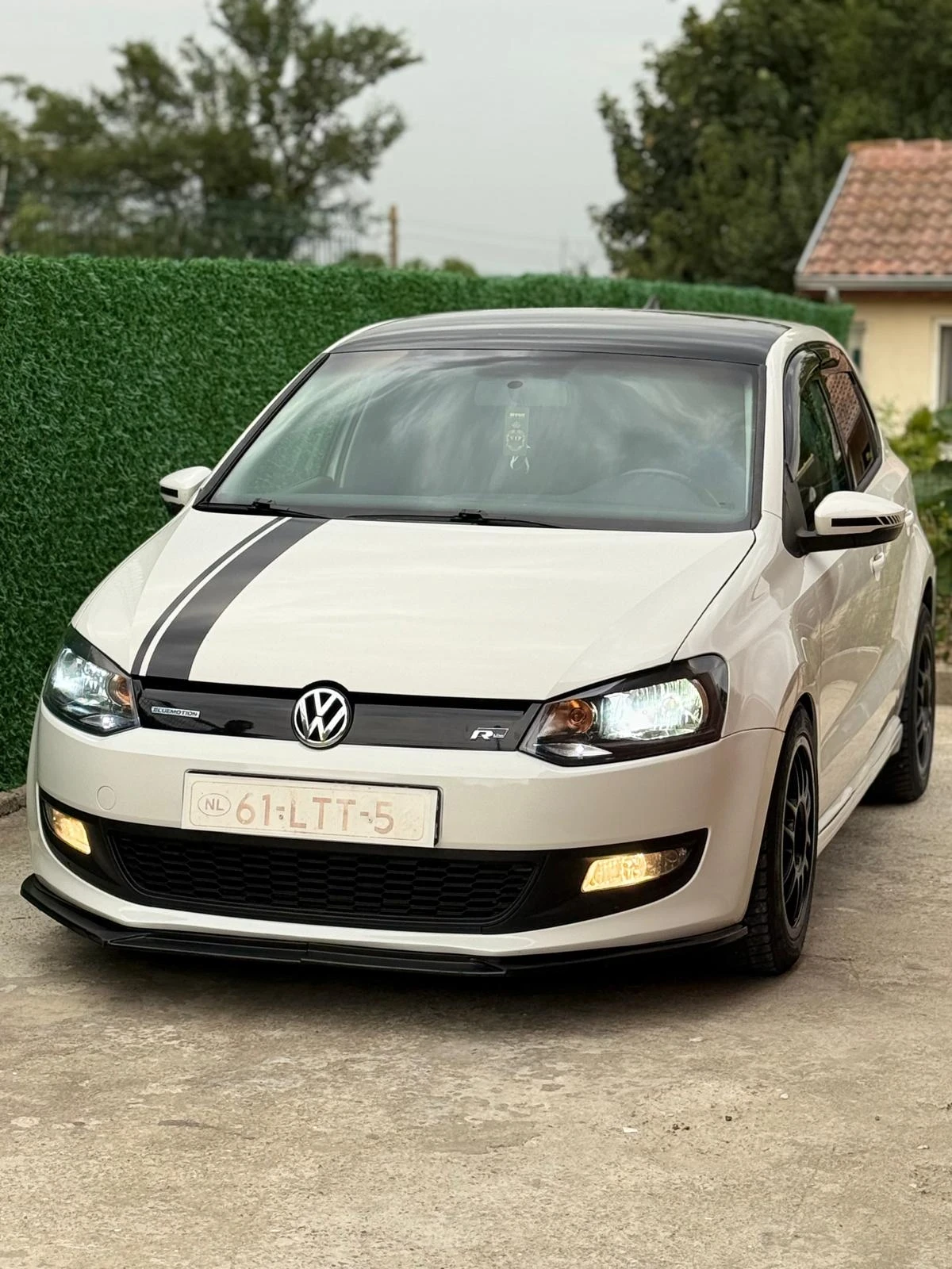 VW Polo Full R-Line 1.2TDI - изображение 2