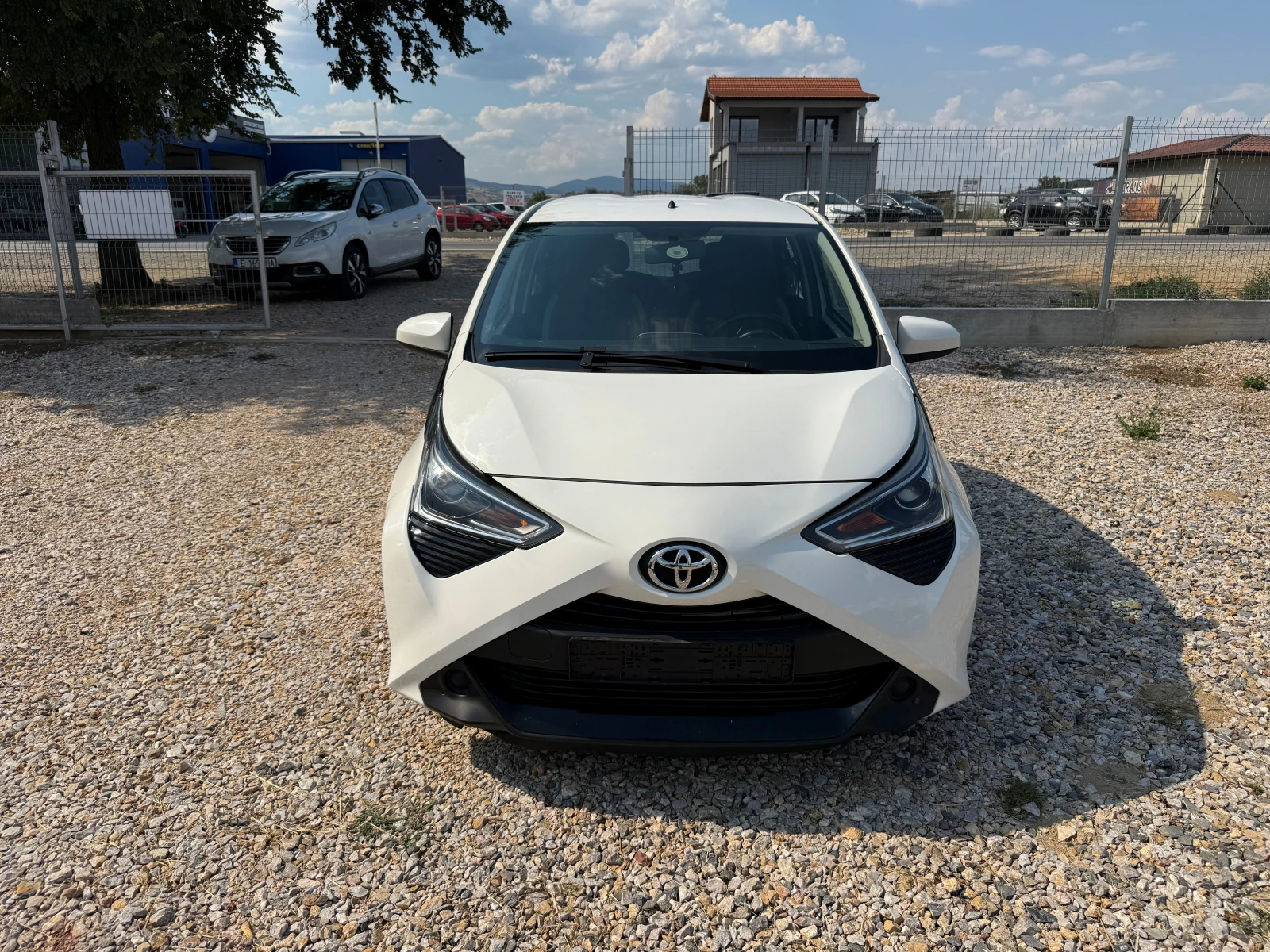 Toyota Aygo 1.0i/Nav/Cam/Euro6 - изображение 6