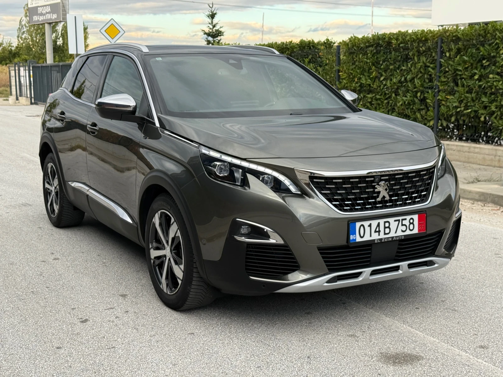 Peugeot 3008 2.0BLUEHDI-2019 8СКОРОСТИ GT-LINE/ПЪЛ.СЕРВ.ИСТОРИЯ - изображение 2