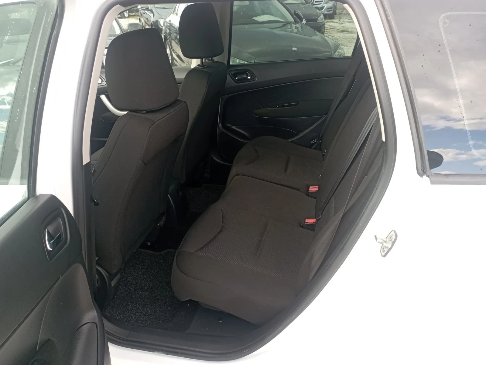 Peugeot 308 1.6HDI, Италия  - изображение 9