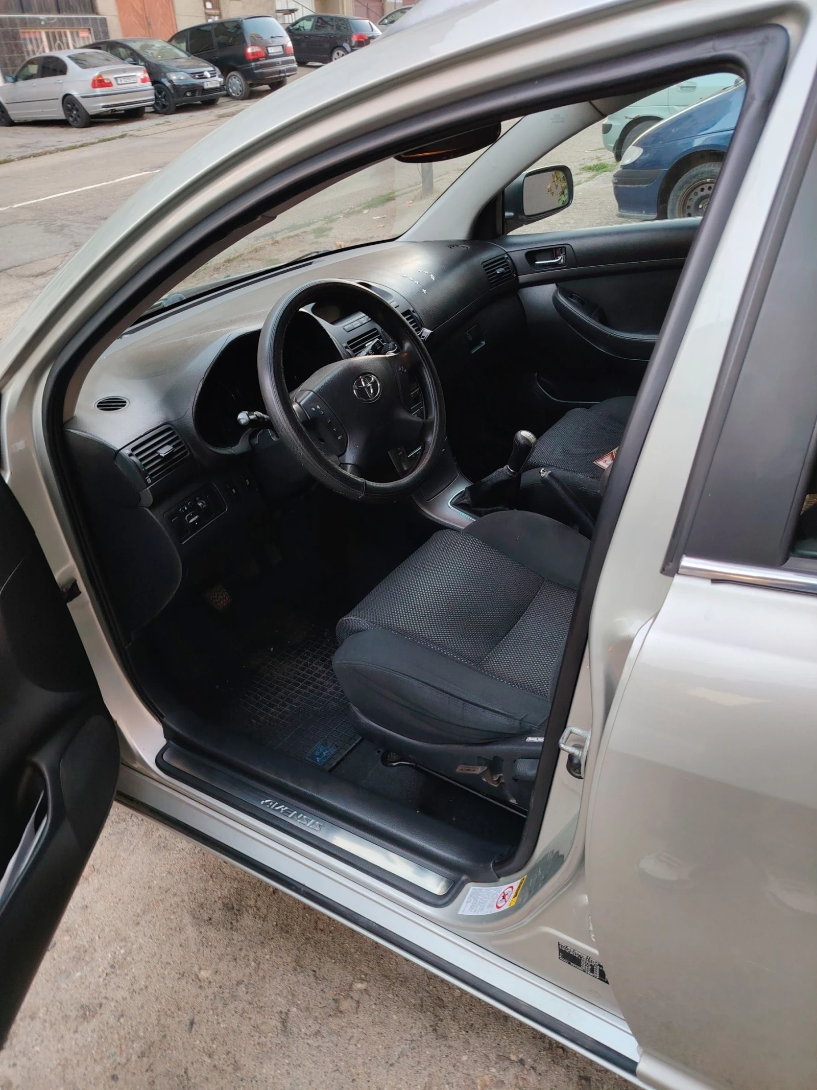 Toyota Avensis D4D 116 - изображение 9