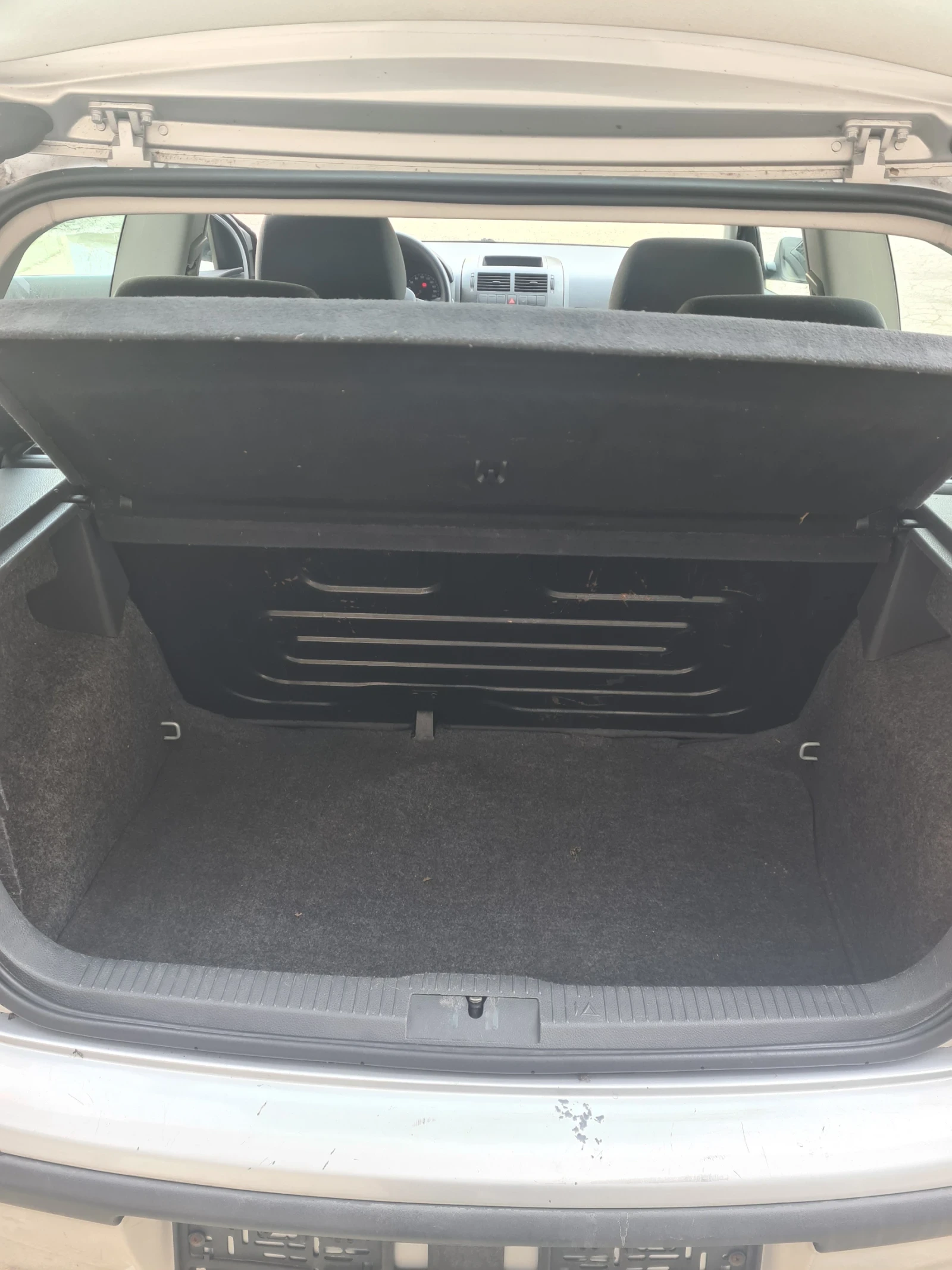 VW Polo Хетчбек, снимка 9 - Автомобили и джипове - 53753857