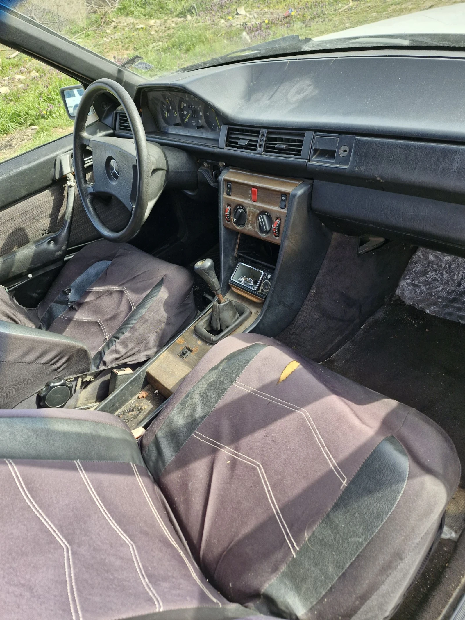 Mercedes-Benz 124, снимка 4 - Автомобили и джипове - 53819137