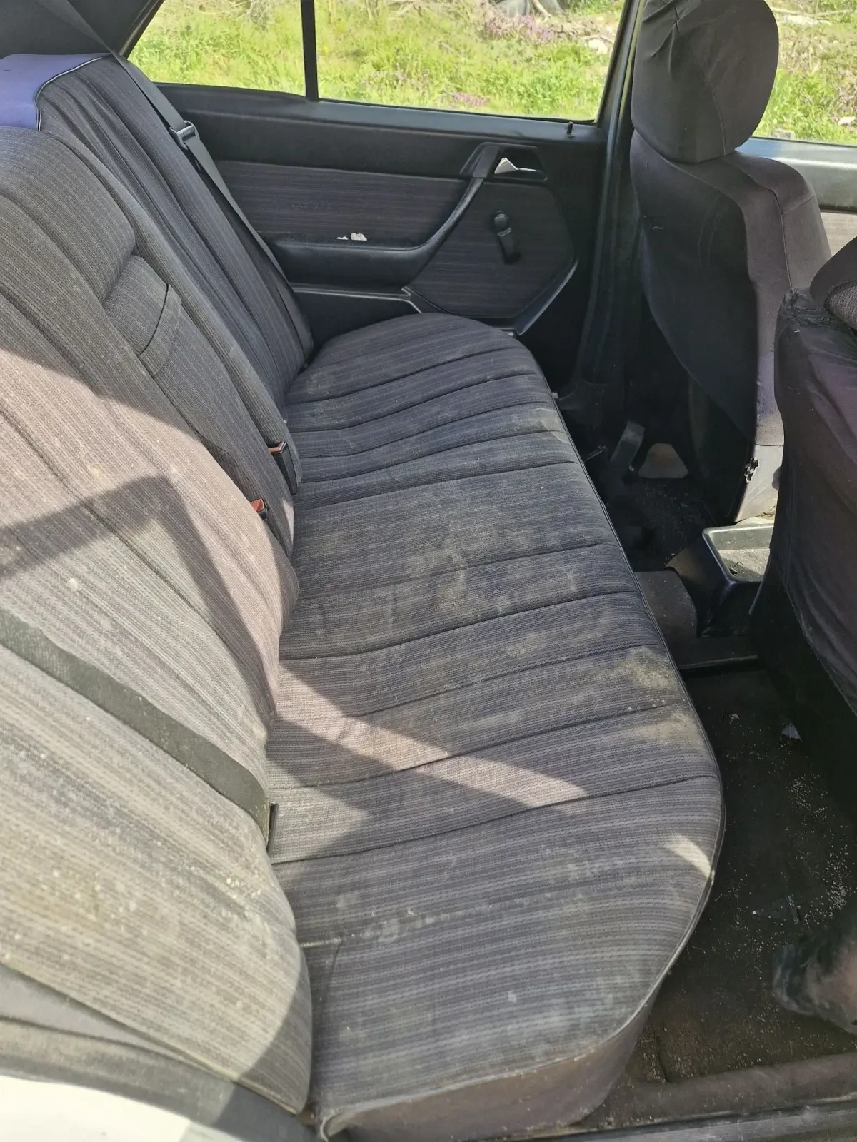 Mercedes-Benz 124, снимка 5 - Автомобили и джипове - 53819137