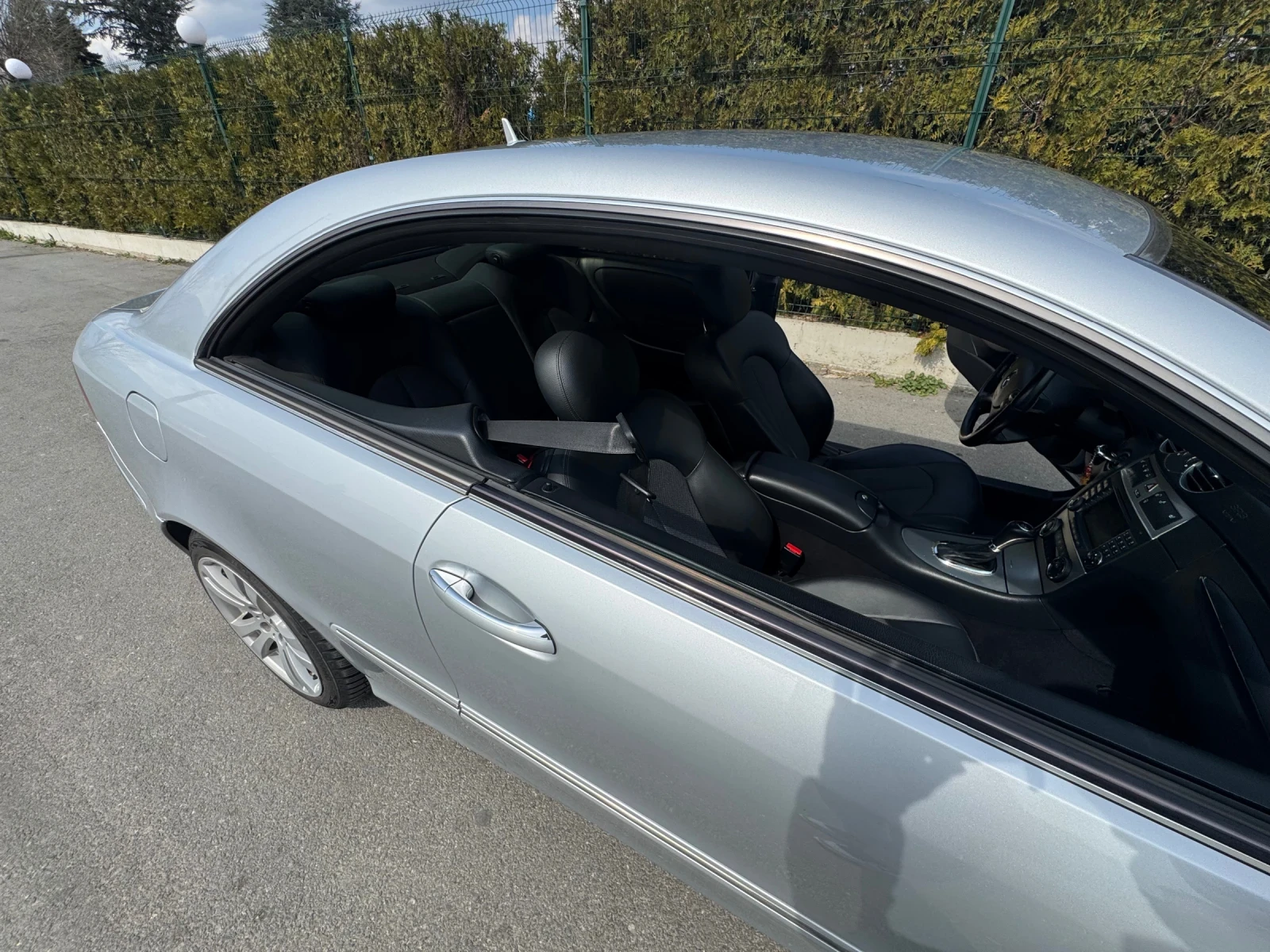 Mercedes-Benz CLK 320 CDI, снимка 12 - Автомобили и джипове - 53923842