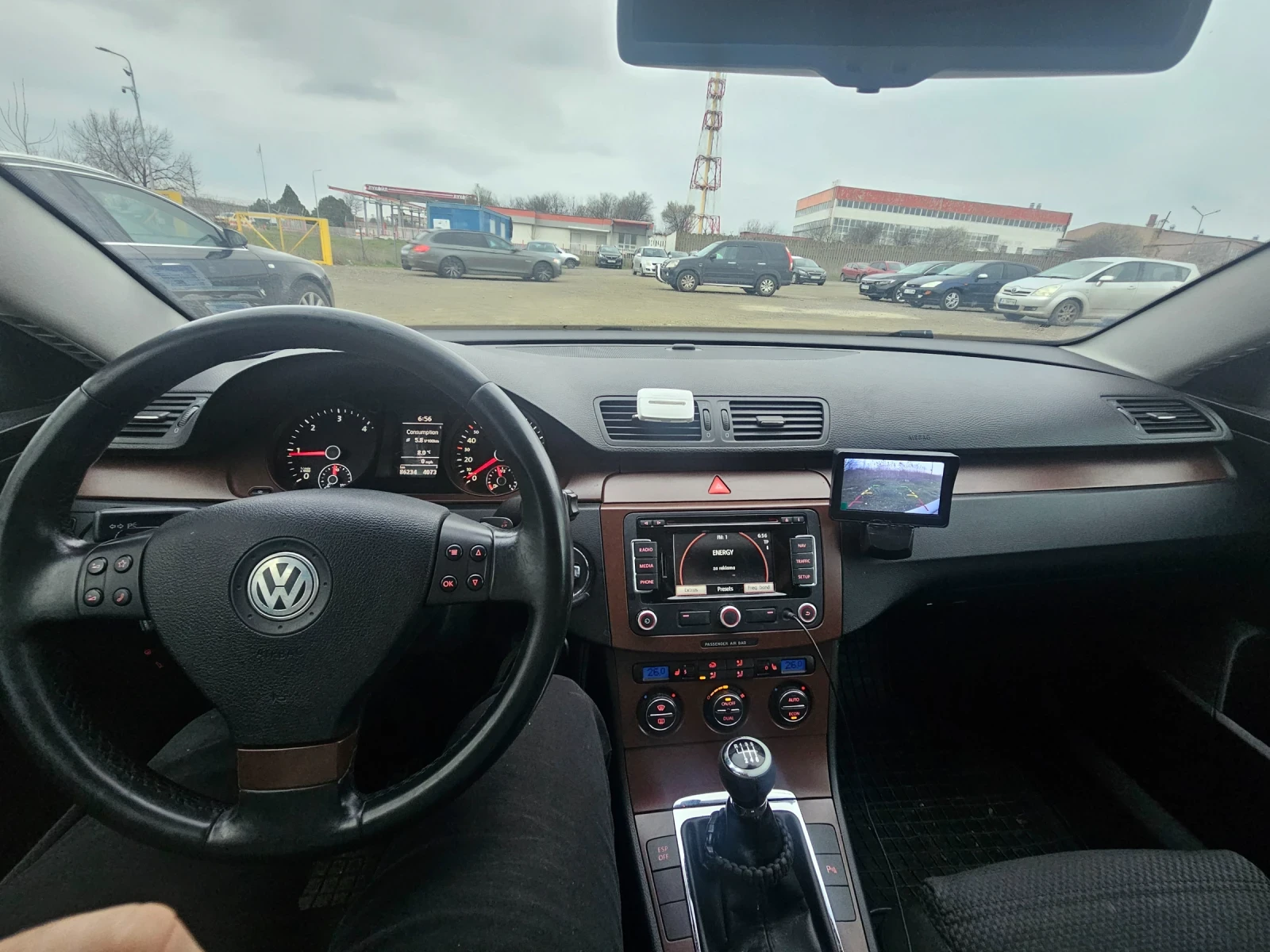 VW Passat 2.0 Tdi BMP, снимка 5 - Автомобили и джипове - 53931355