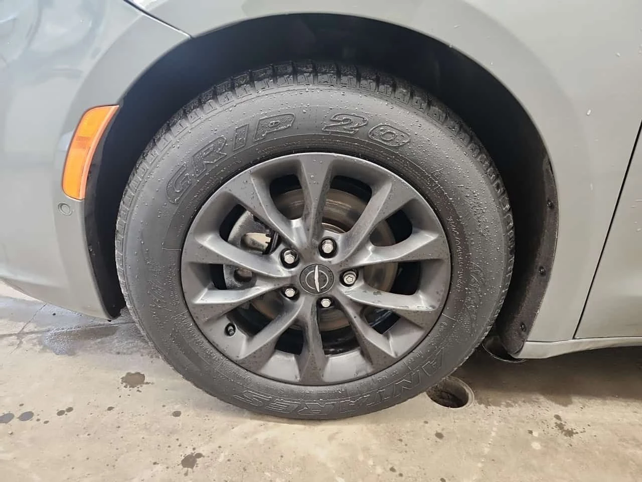 Chrysler Pacifica * TOURING L * BLIND SPOT* КАМЕРА * ПОДГРЕВ* , снимка 6 - Автомобили и джипове - 53953575