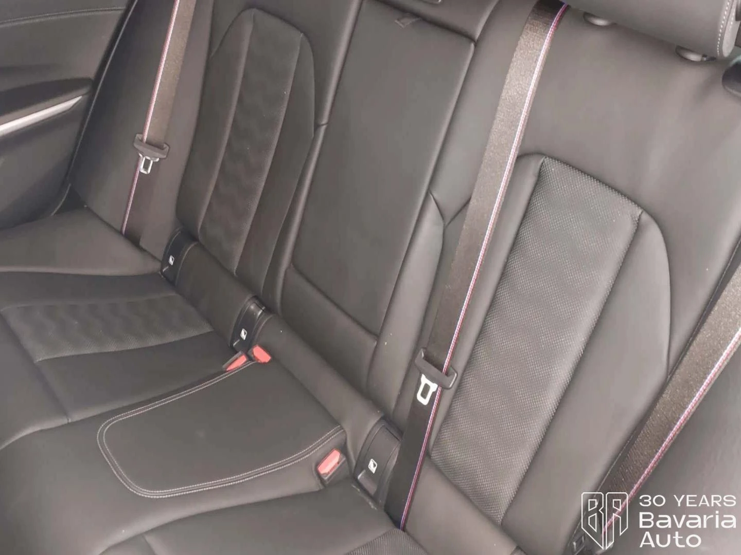 BMW M3 Competition xDrive Touring Sportautomatic, снимка 8 - Автомобили и джипове - 54044542