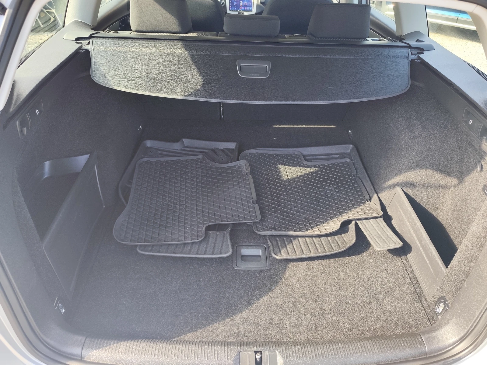 VW Passat 2.0TDi* ���������* EURO5B* MMI | Mobile.bg � ����������� 13