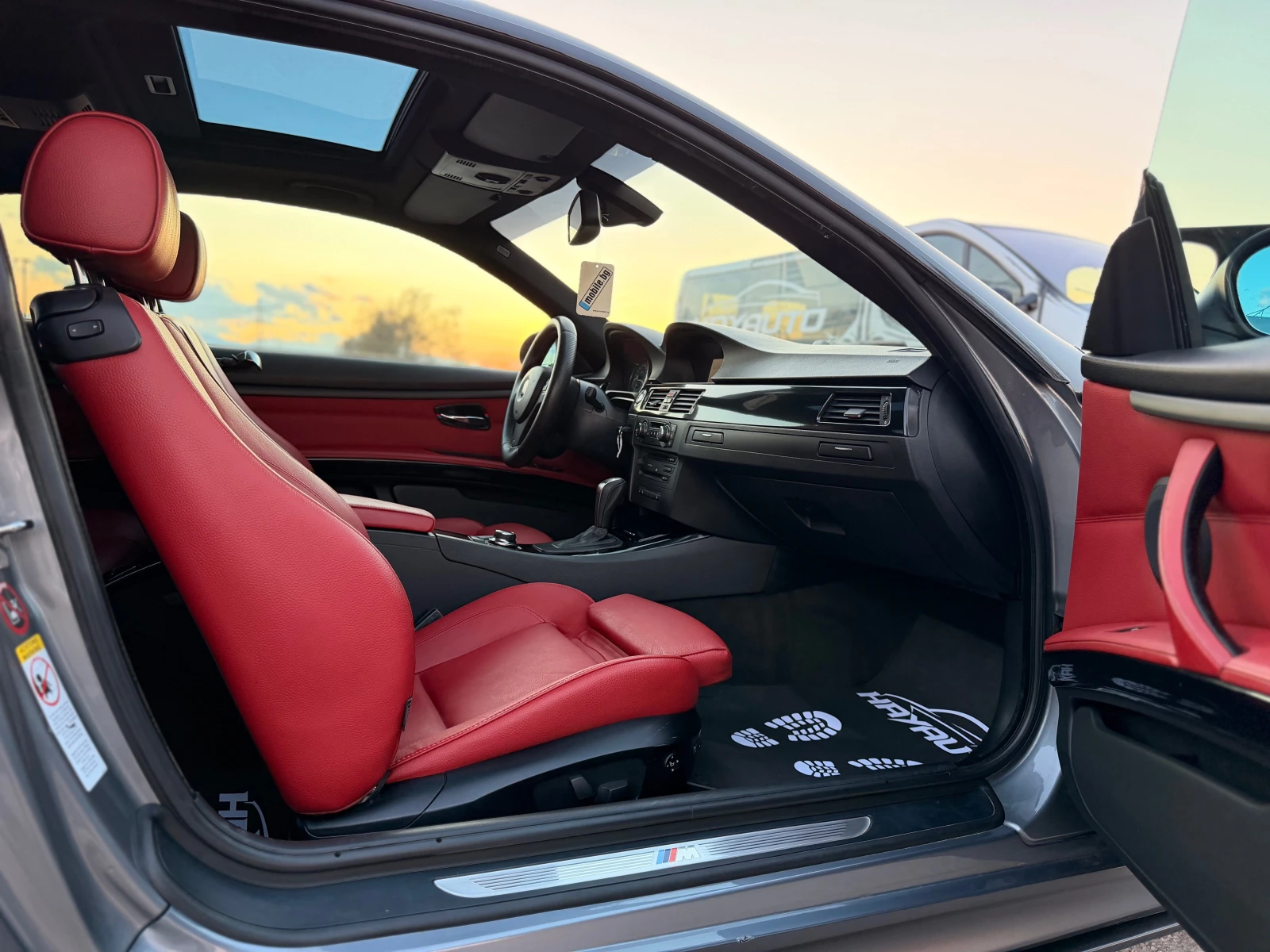 BMW 330 d= Coupe= M-performance= , снимка 11 - Автомобили и джипове - 54140922