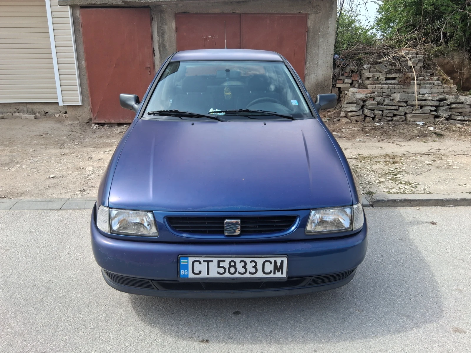 Seat Ibiza 1.4 Бензин, снимка 2 - Автомобили и джипове - 54193770