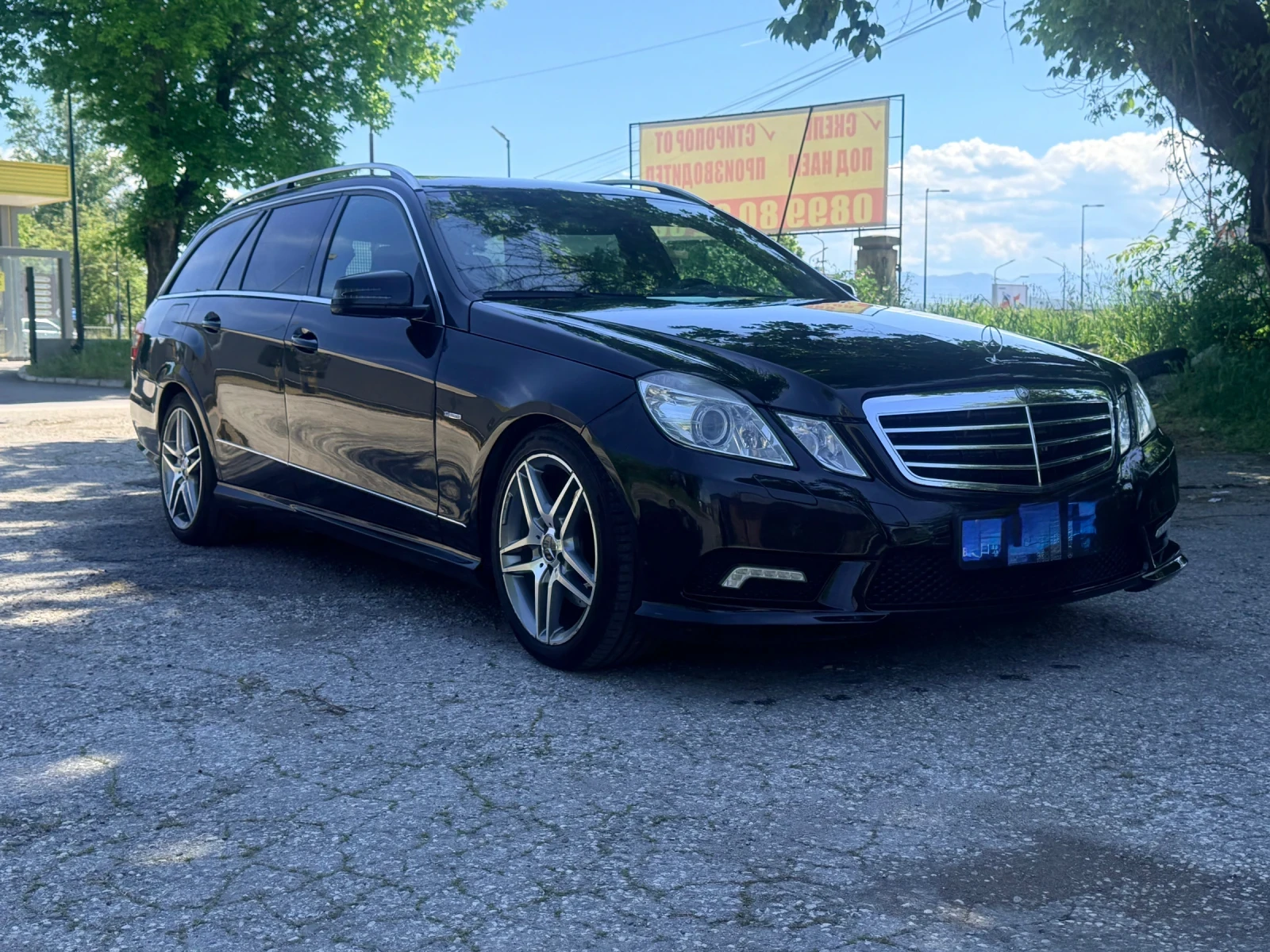Mercedes-Benz E 350 CDI BlueEFFICIENCY, снимка 3 - Автомобили и джипове - 54444621