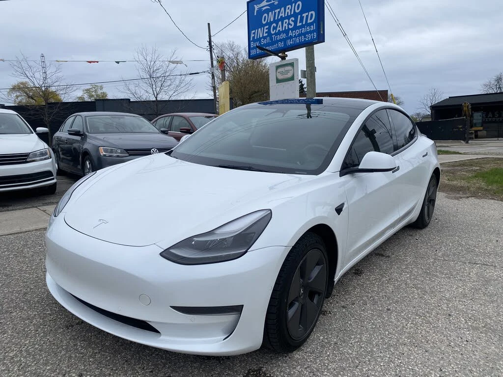 Tesla Model 3 RWD