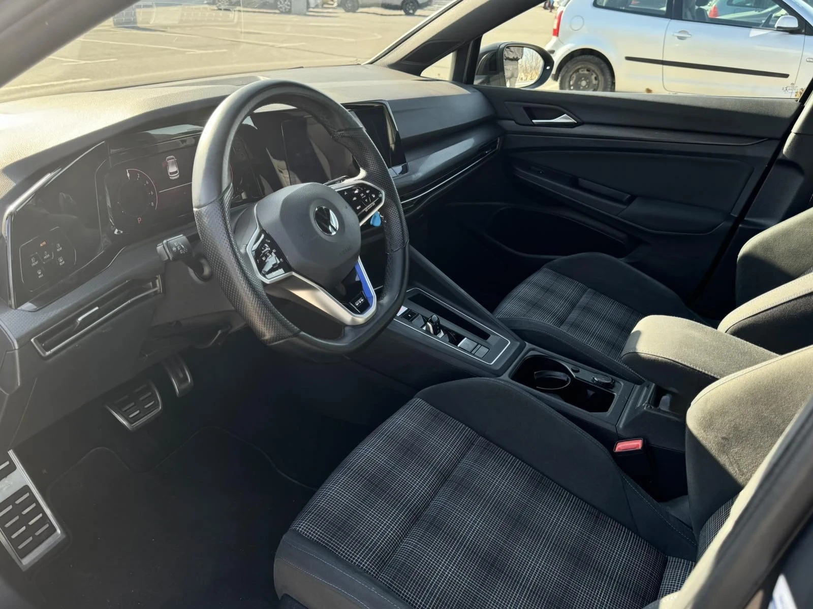 VW Golf GTE, снимка 8 - Автомобили и джипове - 54808480