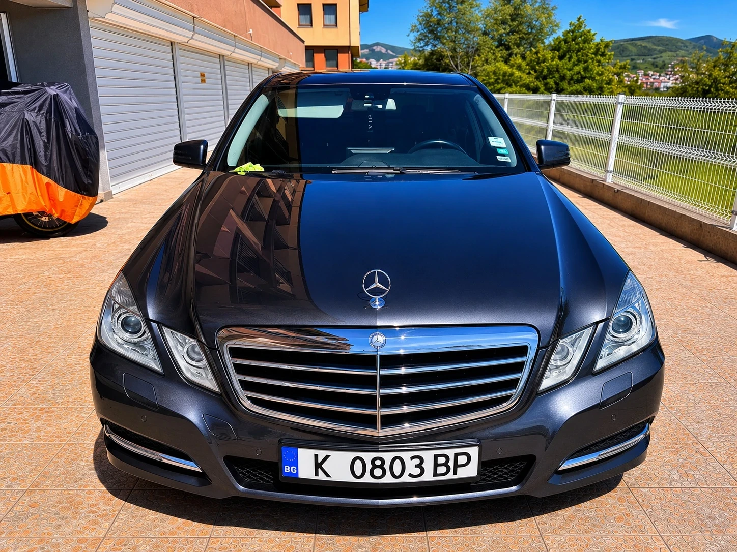 Mercedes-Benz E 220