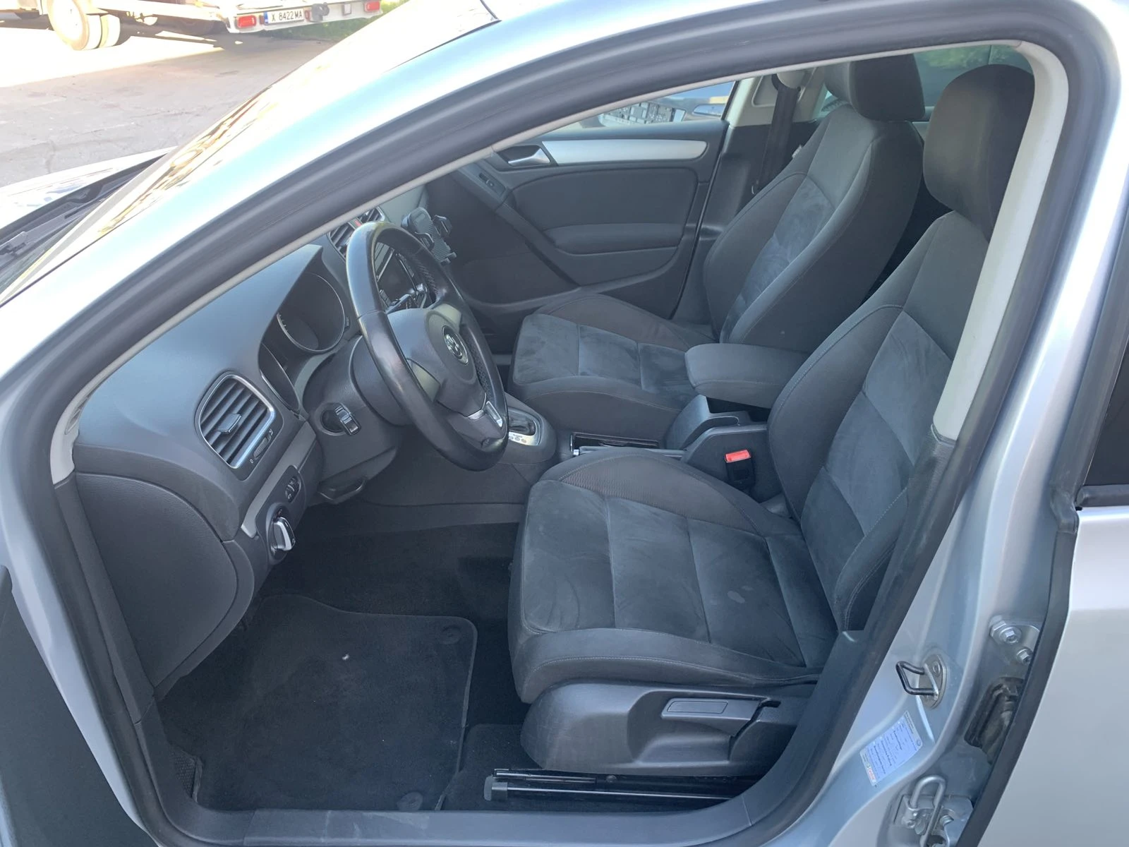VW Golf 2.0 140 k.c. DSG | Mobile.bg � ����������� 10