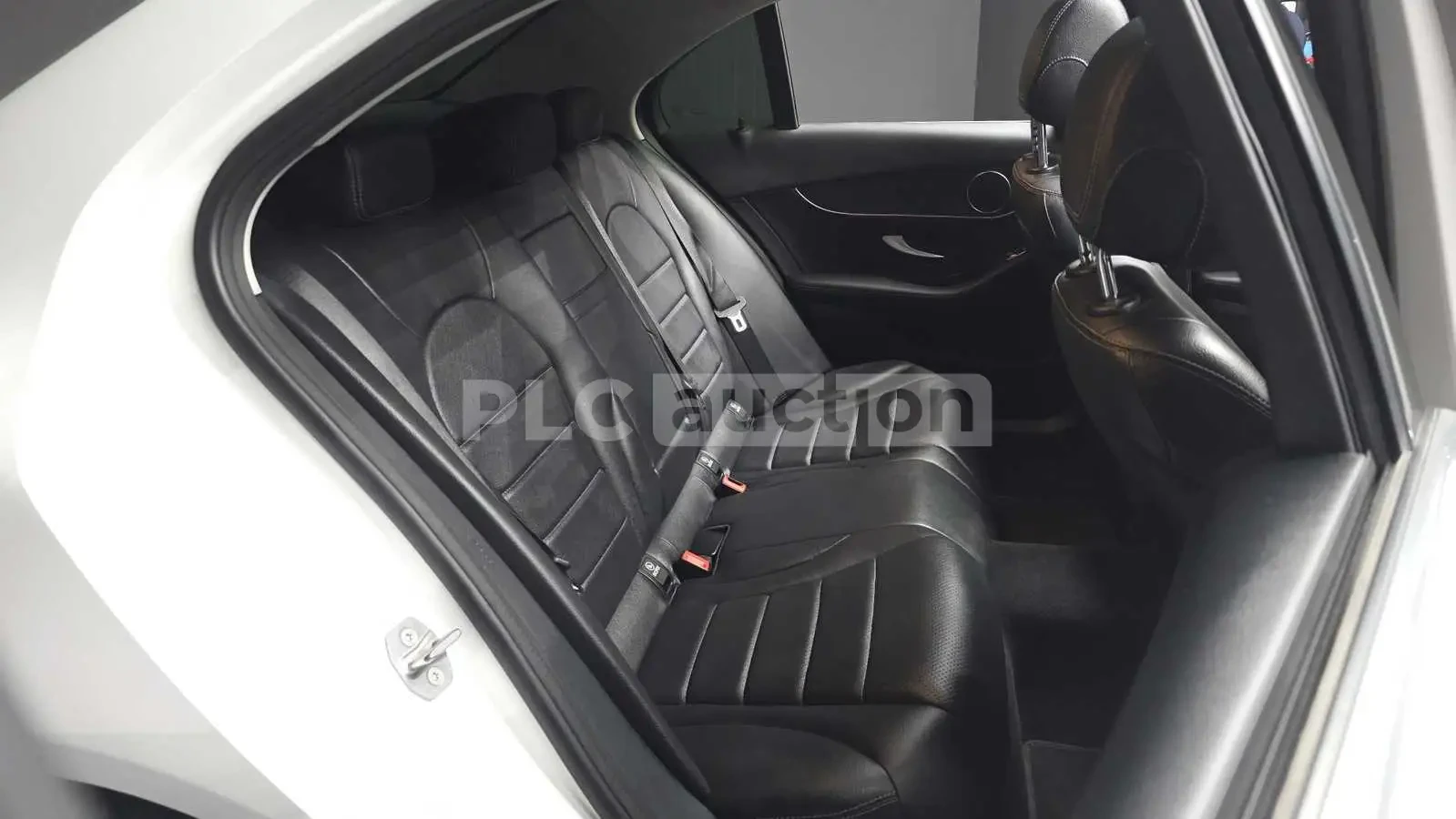 Mercedes-Benz C 220 d| ДИГИТАЛ| LANE ASSIST| DRIVE ASSIST| ВКЛ.ТЕХНОТ, снимка 11 - Автомобили и джипове - 54956748
