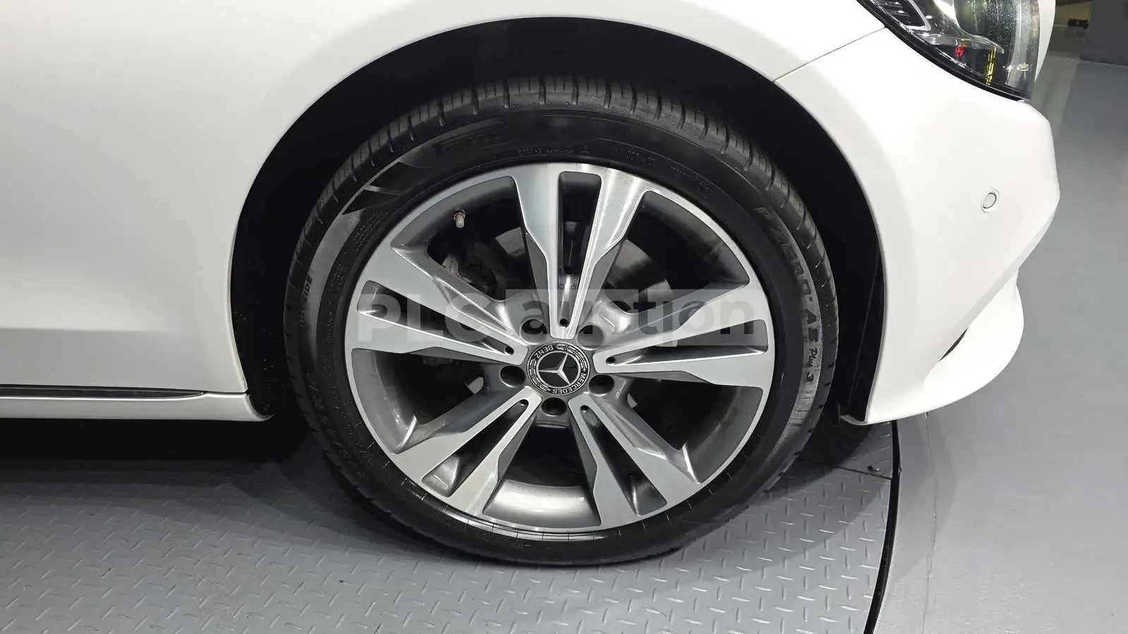 Mercedes-Benz C 220 d| ДИГИТАЛ| LANE ASSIST| DRIVE ASSIST| ВКЛ.ТЕХНОТ, снимка 5 - Автомобили и джипове - 54956748