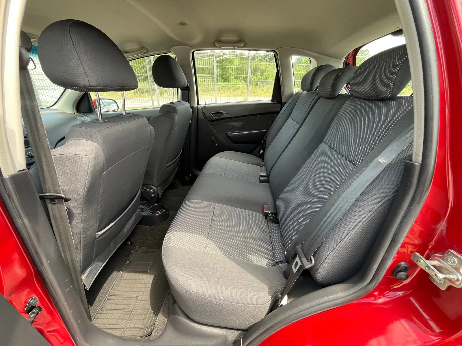 Chevrolet Aveo 1.2i CLIMA Euro5, снимка 11 - Автомобили и джипове - 55196530