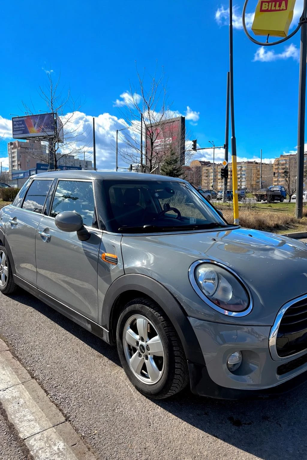 Mini Cooper * Head-UP Display * Автокредит * , снимка 2 - Автомобили и джипове - 55392004