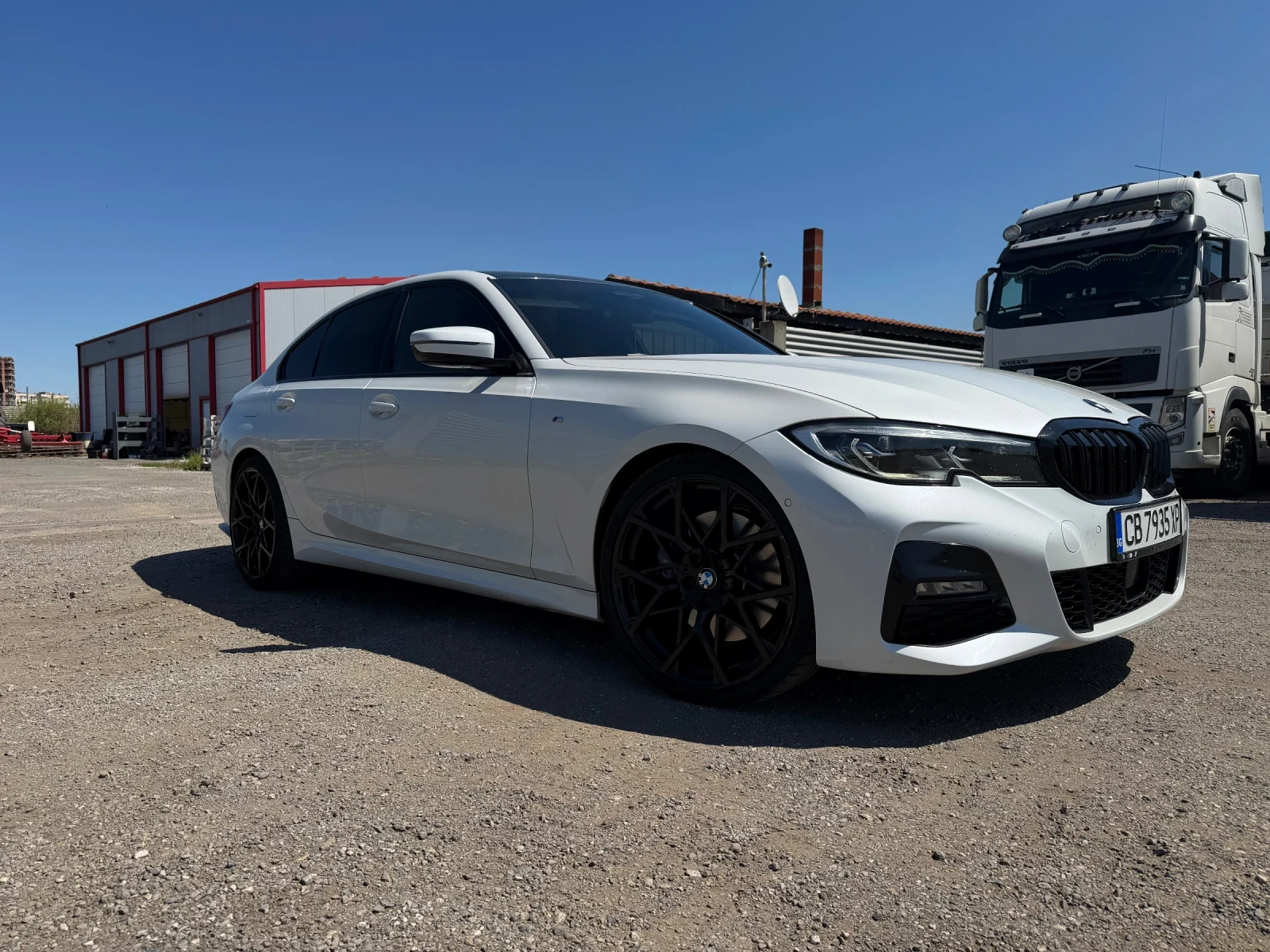 BMW 330 G20/ M Sport/ DISTRONIC/ 360CAM/ H&K/ LASER , снимка 3 - Автомобили и джипове - 55472731