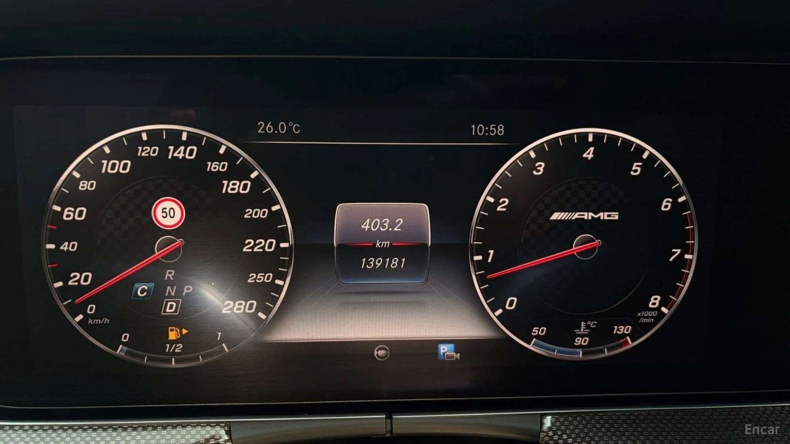 Mercedes-Benz E 43 AMG 4MATIC* HUD* КОЖА* ОБДУХВ* НАВИ* ПАНО, снимка 6 - Автомобили и джипове - 55545269