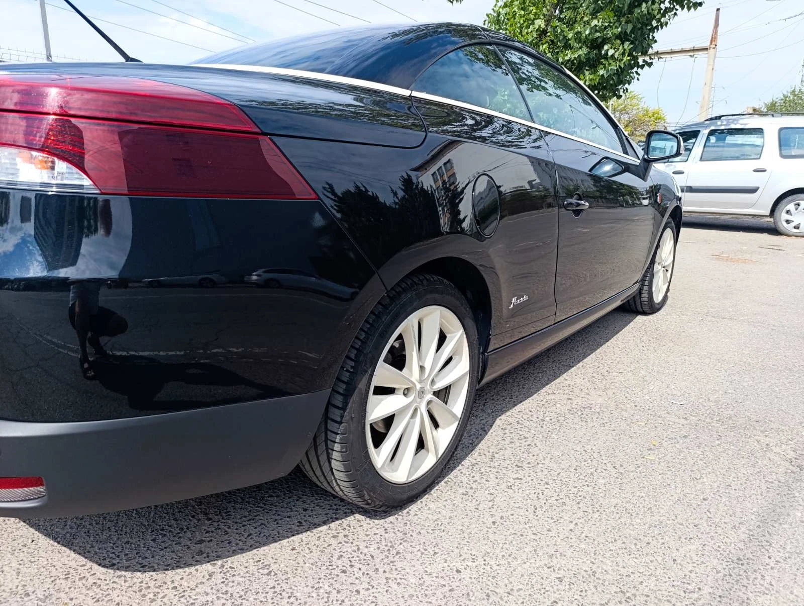 Renault Megane CC, снимка 5 - Автомобили и джипове - 56040698