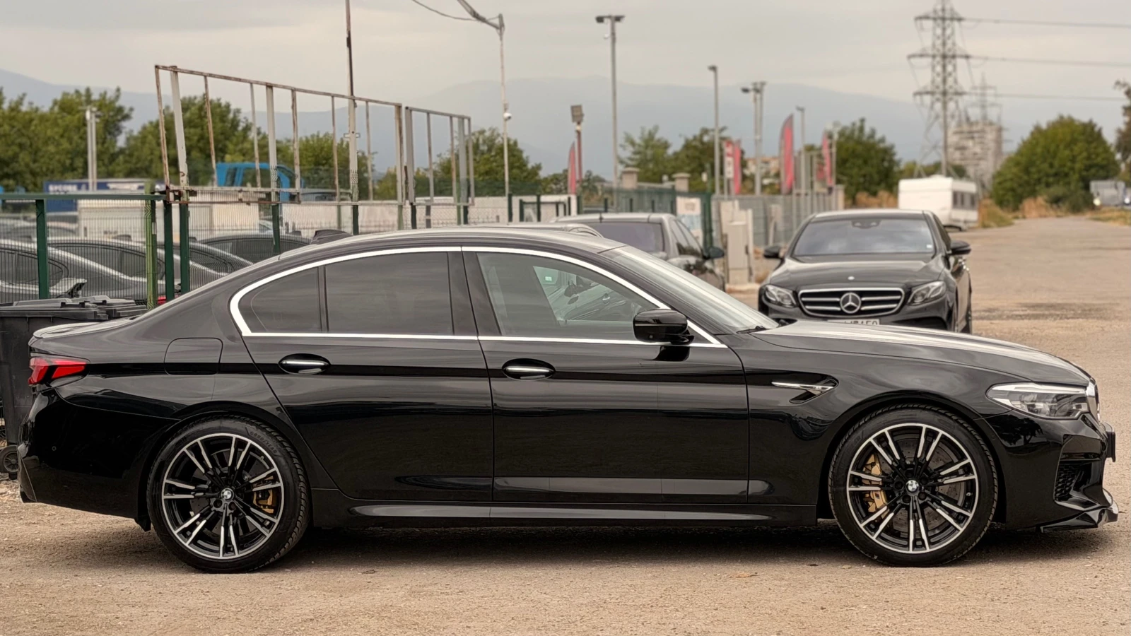 BMW M5 xDrive= Carbon Pack= Carbon Ceramic= 3xTV= B & W=  | Mobile.bg � ����������� 4