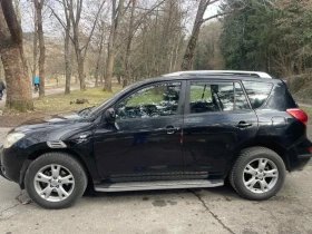 Toyota Rav4 2.2d 136 к.с., снимка 2